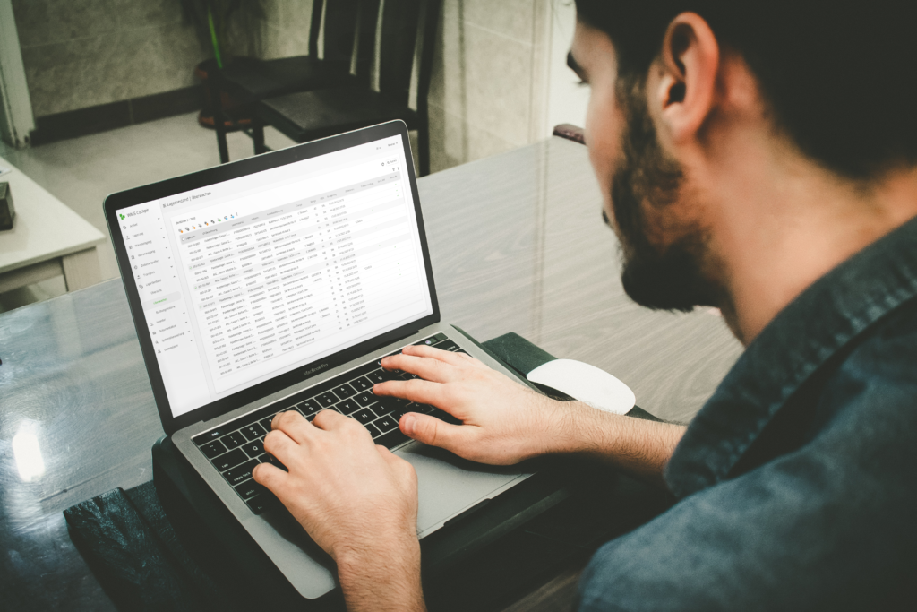 MIA Cockpit Dashboard zur Echtzeit-Steuerung von Lagerprozessen mit Transparenz über Bestände, Aufträge und ERP-Anbindung