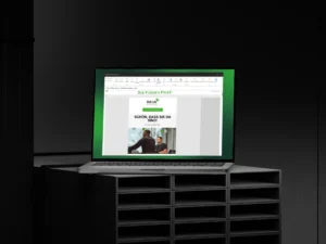 Ein Laptop zeigt das E-Mail-Postfach mit einer Vorschau des ersten MIA Newsletters.